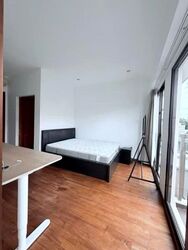 Holland Link (D10), Terrace #617746341